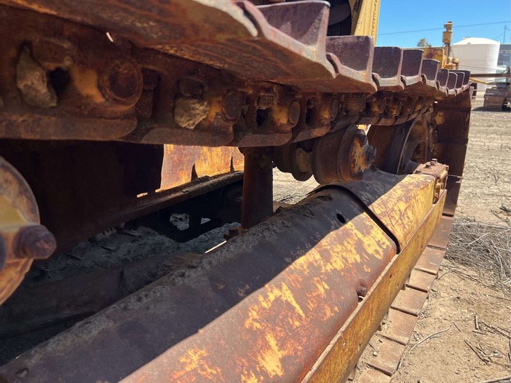 caterpillar-d6-image-50