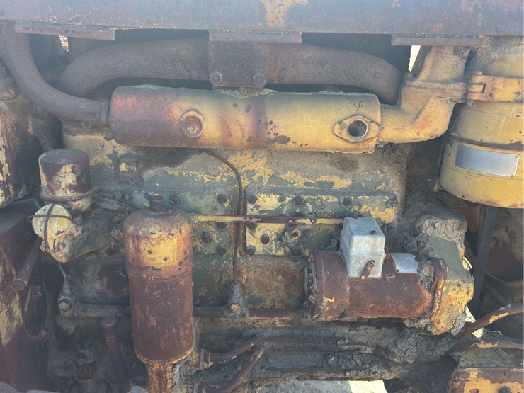 caterpillar-d4-image-17