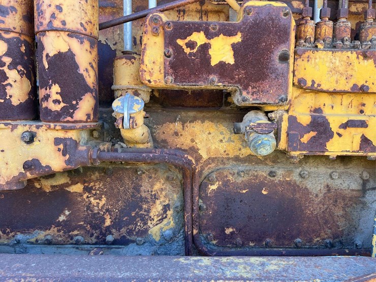 caterpillar-d8-image-48