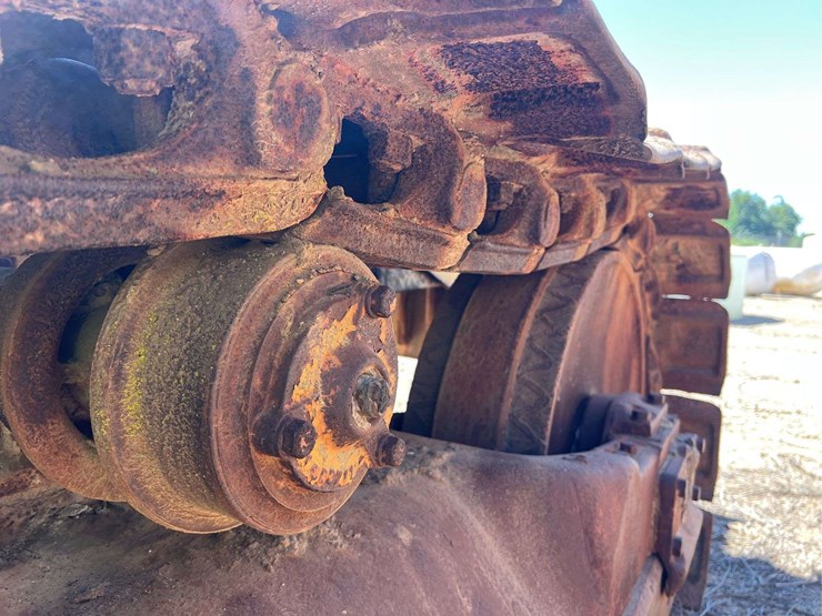 caterpillar-d8-image-103