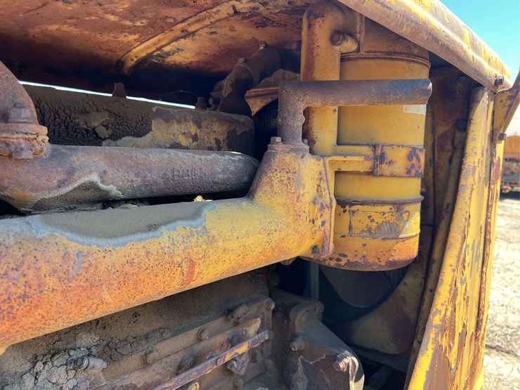 caterpillar-d6-image-51