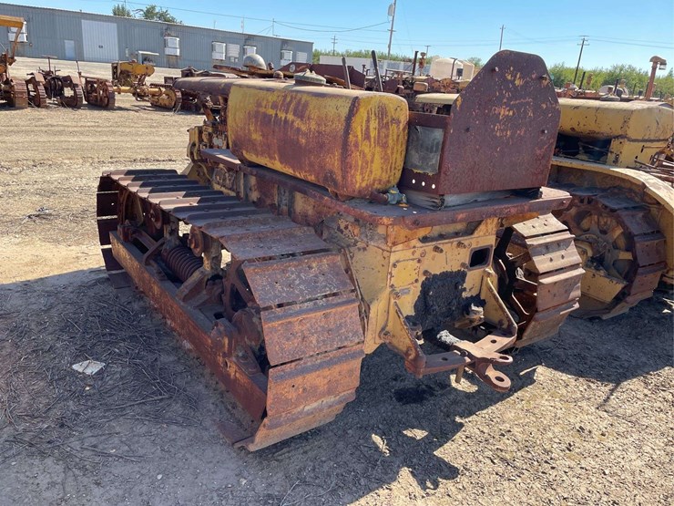caterpillar-d4-image-5