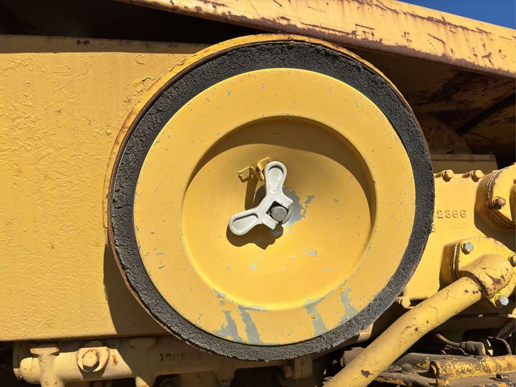 caterpillar-d9-image-86