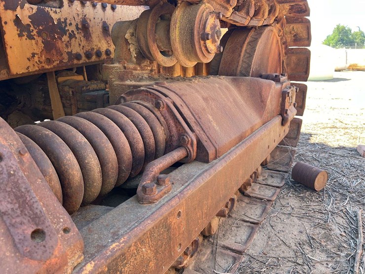 caterpillar-d8-image-101