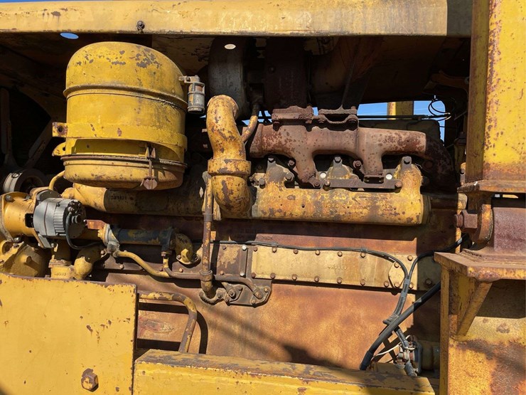 caterpillar-d8-image-32