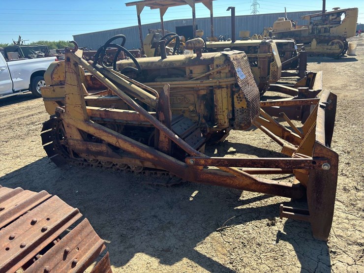 caterpillar-d2-image-9