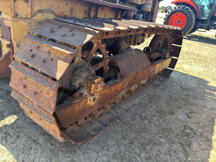 caterpillar-d4-image-26