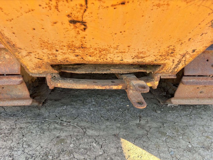 caterpillar-d2-image-35