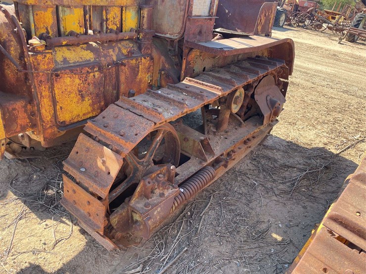 caterpillar-twenty-image-37