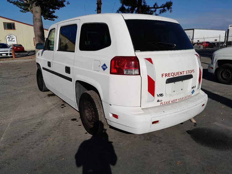 lot#---2012-vpg-mv-1-handicap-van-image-3