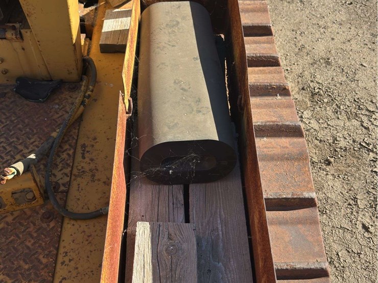 caterpillar-d9-image-102