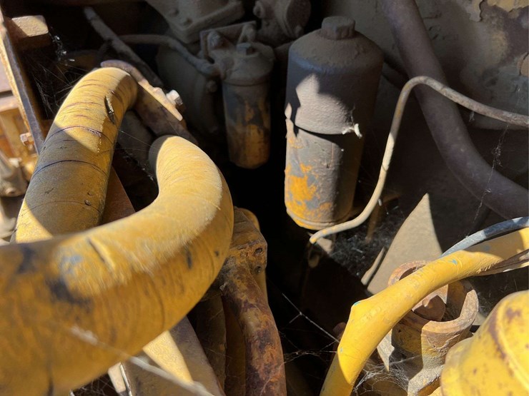 caterpillar-d9g-image-53