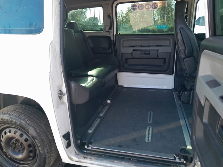 lot#---2012-vpg-mv-1-handicap-van-image-6