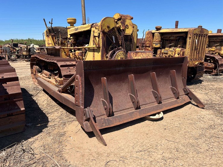 caterpillar-d6-image-4