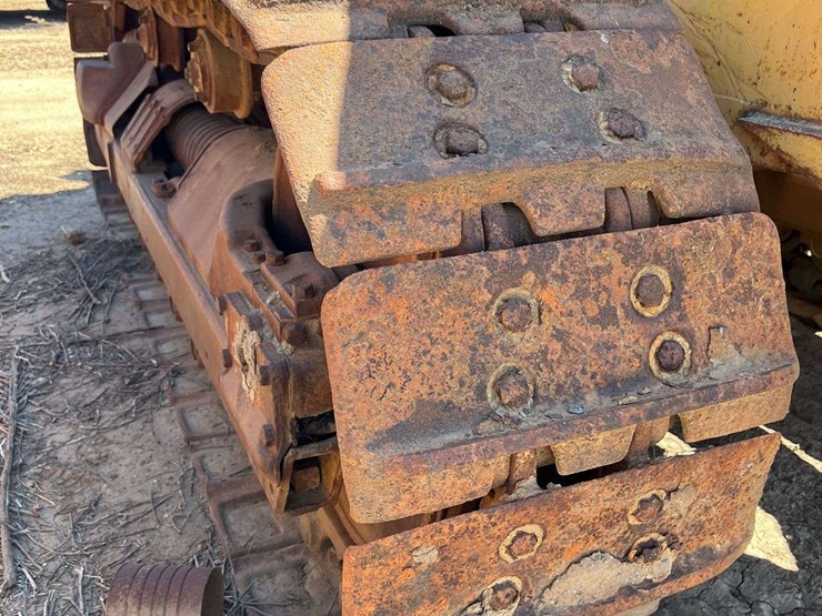caterpillar-d8-image-108