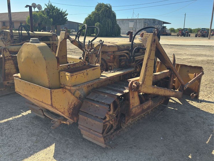 caterpillar-d2-image-7