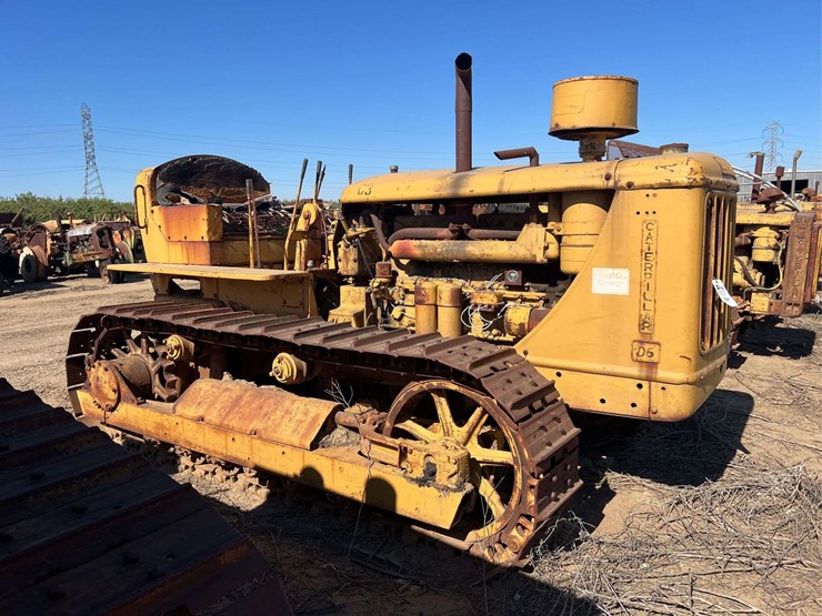 caterpillar-d6-image-4