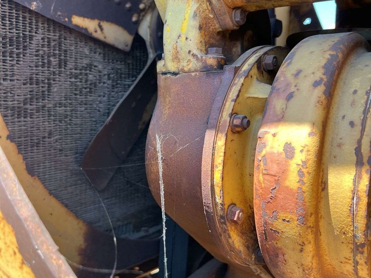 caterpillar-d8-image-45