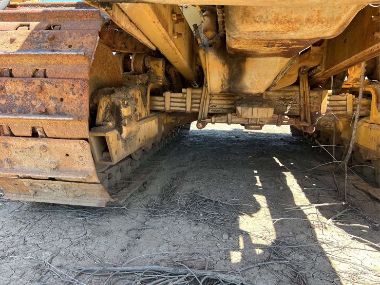 caterpillar-d8-image-108