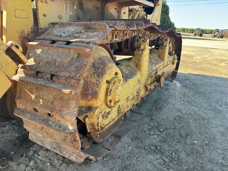 caterpillar-d9-image-42