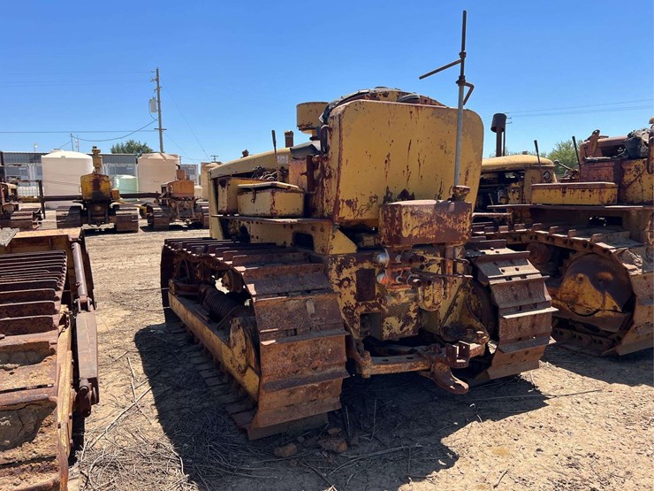 caterpillar-d6-image-11