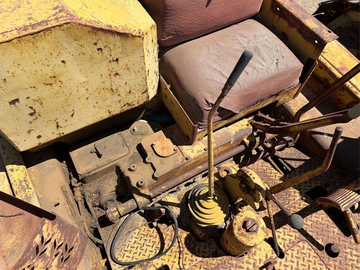 caterpillar-d8-image-25