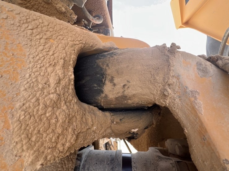 2020-volvo-a60h-image-13