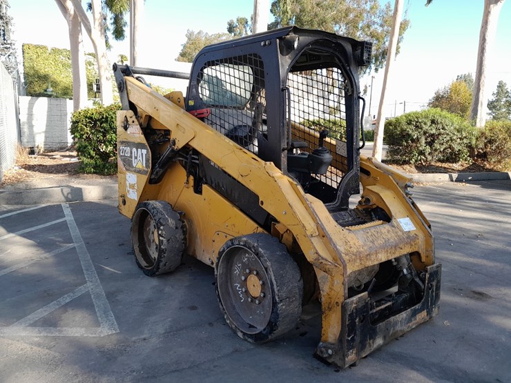 lot#--2015-caterpillar-skid-steer-loader-**buy-now**-image-1