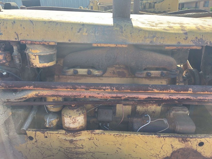 caterpillar-d4-image-17