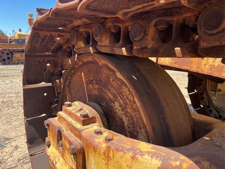 caterpillar-d8-image-111