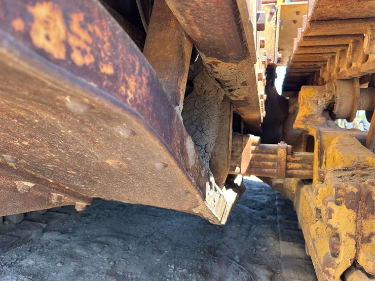 caterpillar-d8-image-80