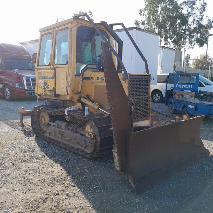 LOT#-- JOHN DEERE CRAWLER DOZER