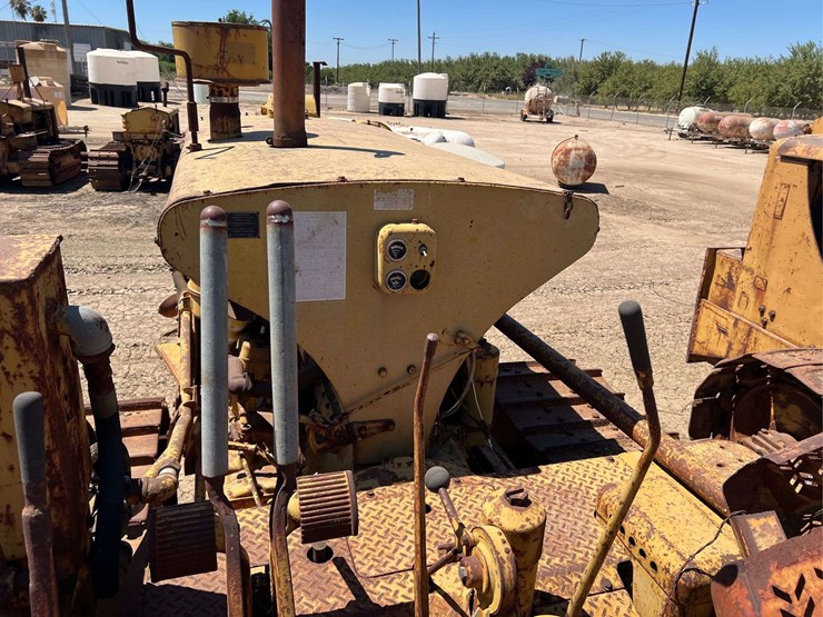 caterpillar-d8-image-18