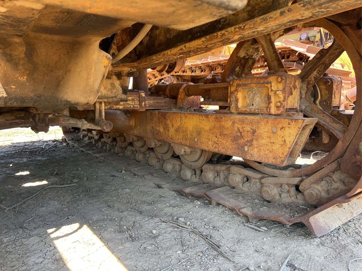 caterpillar-d6-image-71