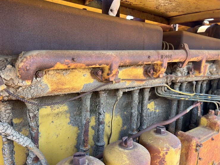 caterpillar-d8-image-112