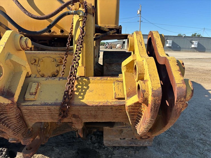 caterpillar-d9-image-50