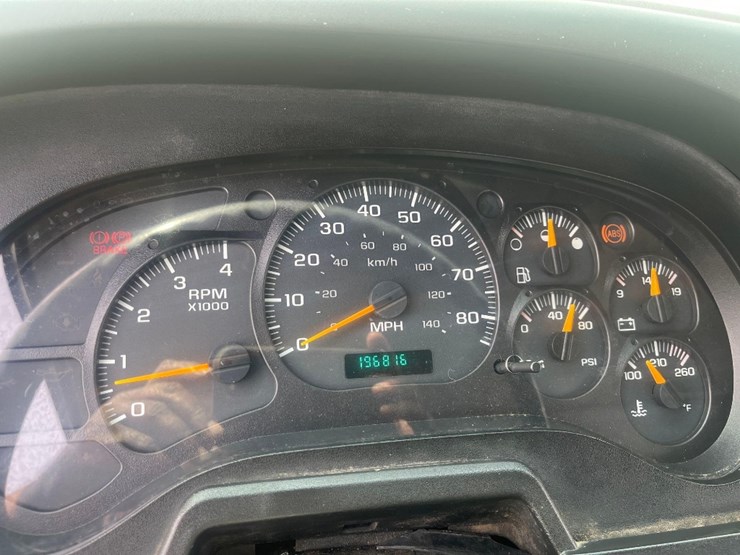 2006-chevrolet-t8500-image-10
