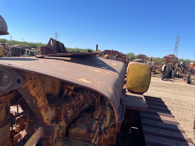 caterpillar-d4-image-43