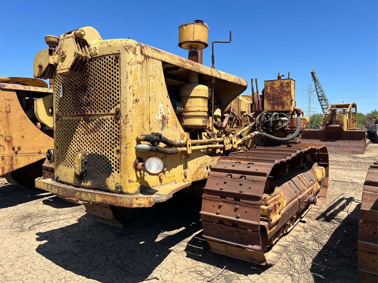 caterpillar-d8-image-2