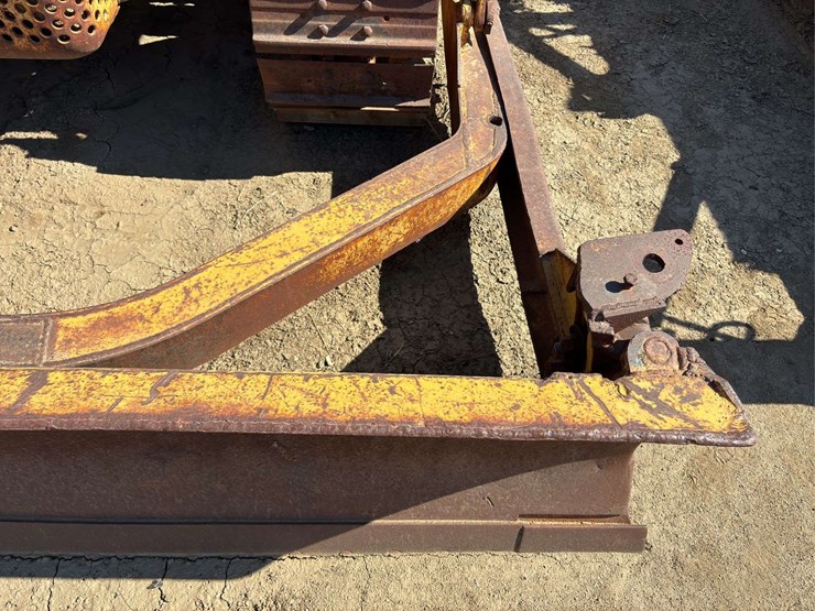 caterpillar-d4-image-16