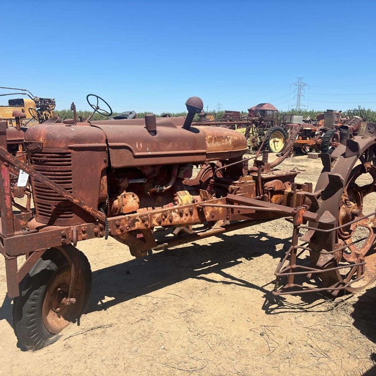 Farmall H Parts Tractor