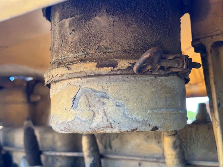 caterpillar-d6-image-38