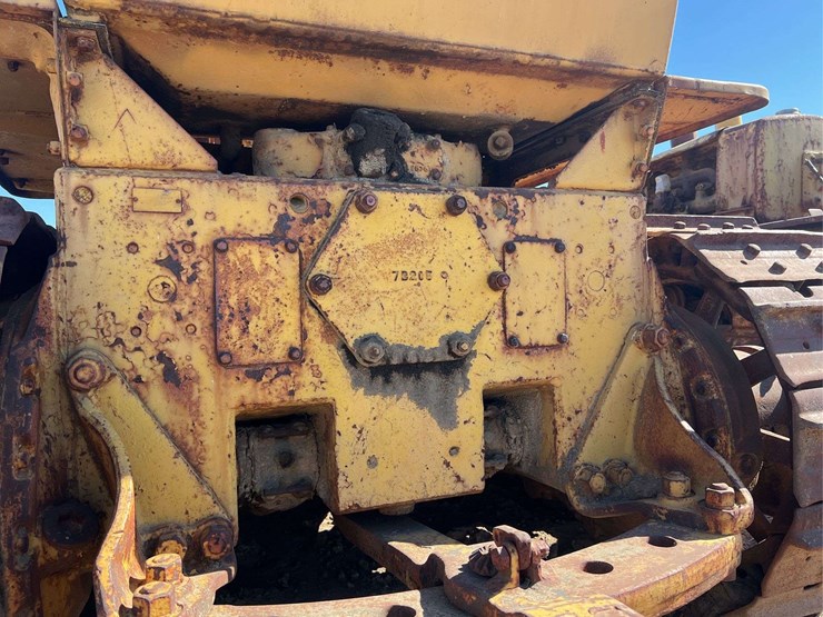 caterpillar-d6-image-29