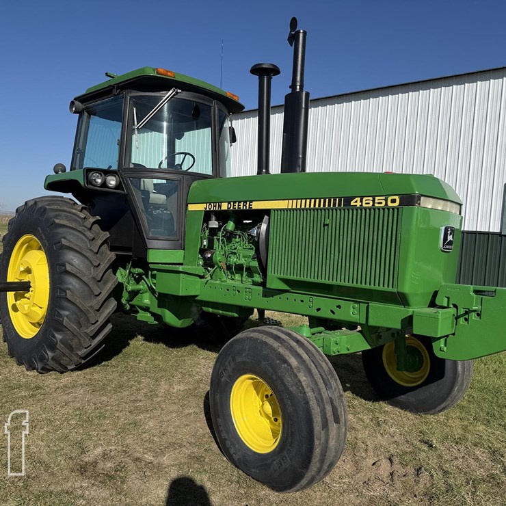 JOHN DEERE 4650