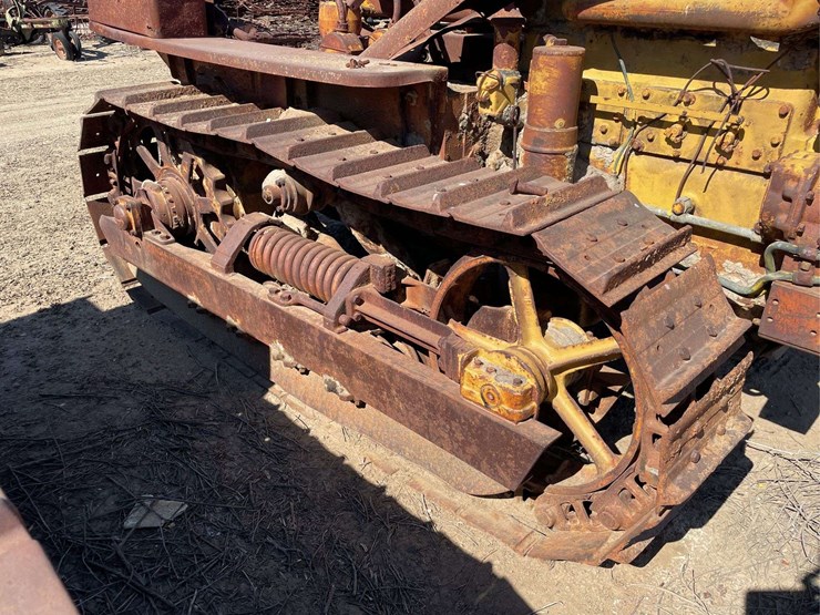 caterpillar-d4-image-17