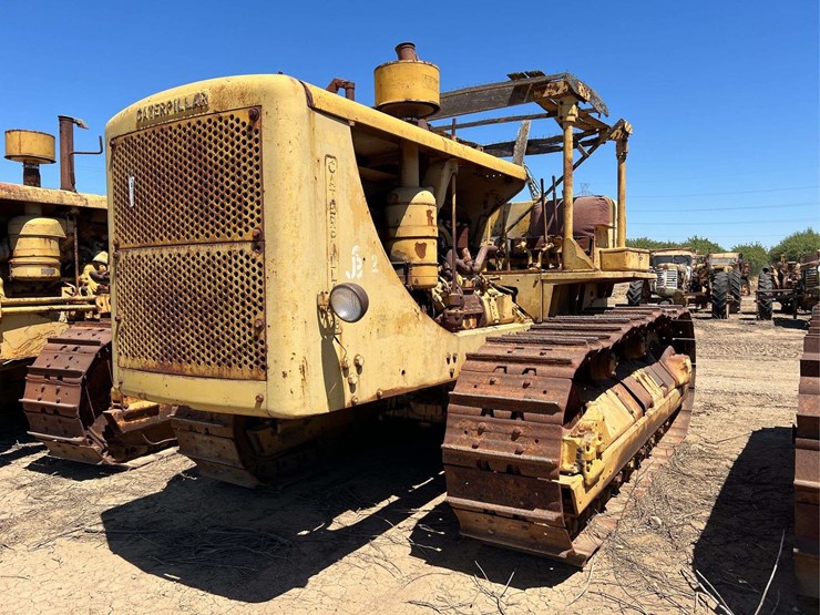 caterpillar-d8-image-2