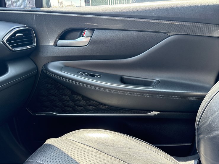 2021-hyundai-santa-fe-image-18