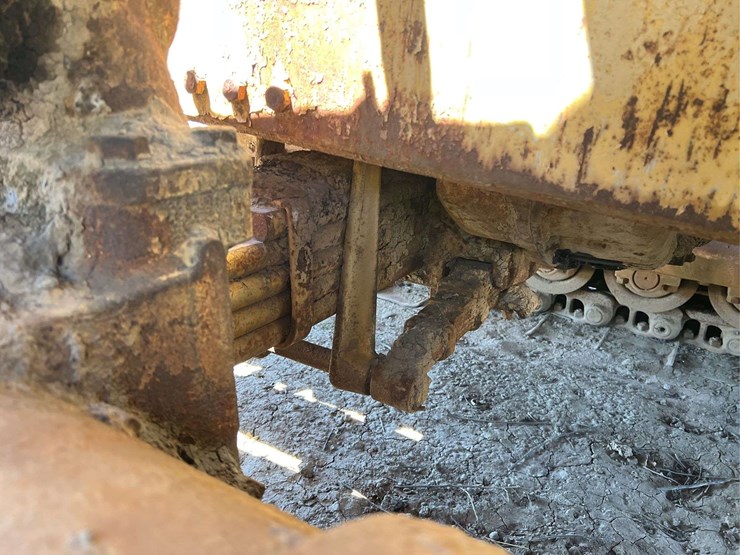 caterpillar-d8-image-114