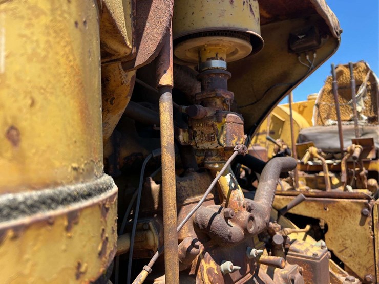 caterpillar-d8-image-41