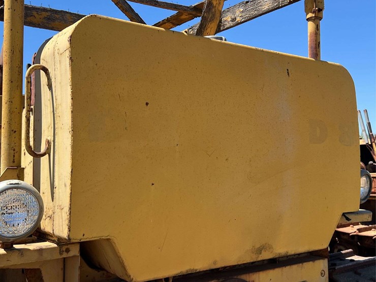 caterpillar-d8-image-18